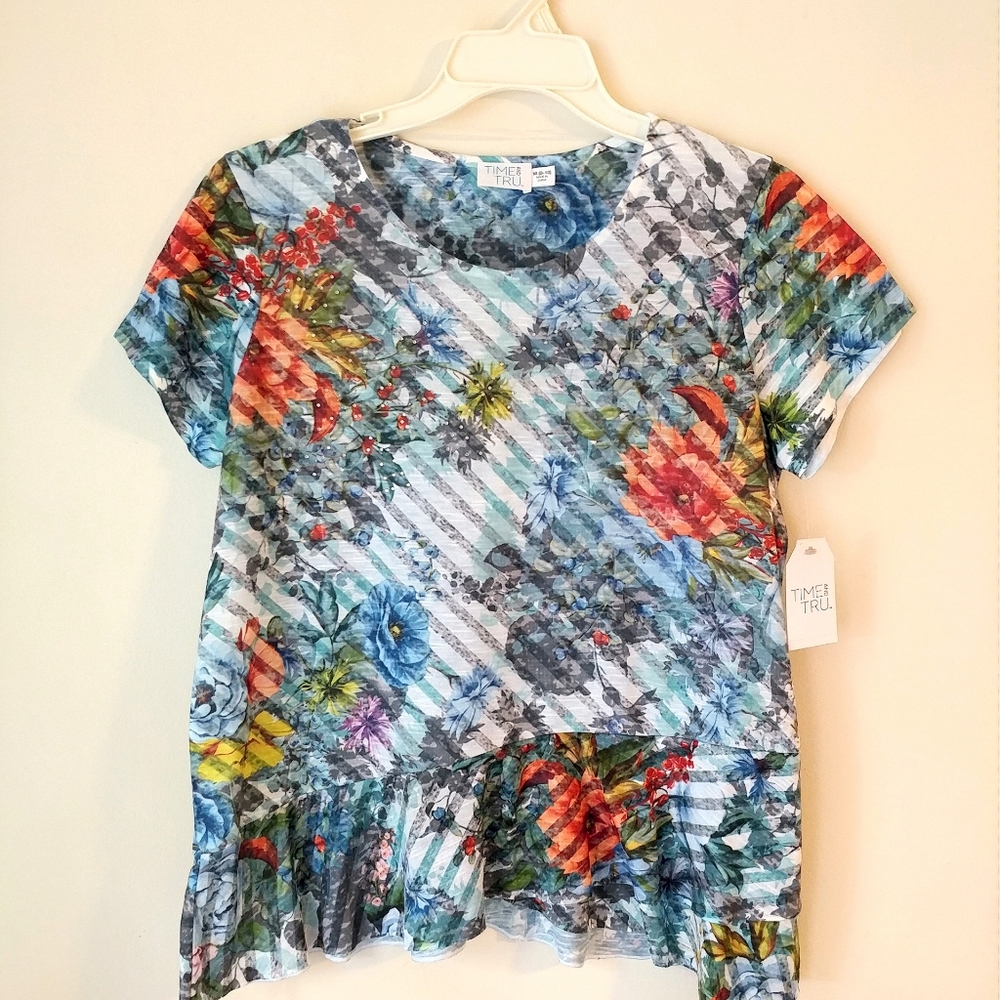 🌺 NWT Floral Top| TIME and TRU |